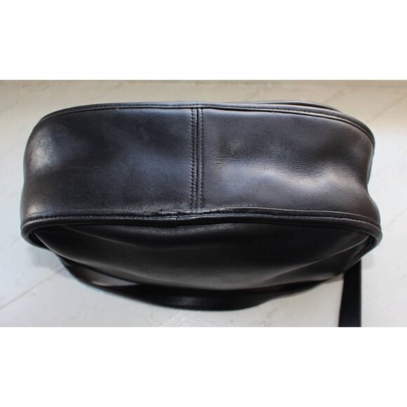 Coach Vintage - Lenox Crossbody Bag 9918, Black + Brass - USA 1980s - Picture 8 of 12